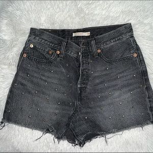 Levi’s Denim “Wedgie Short”